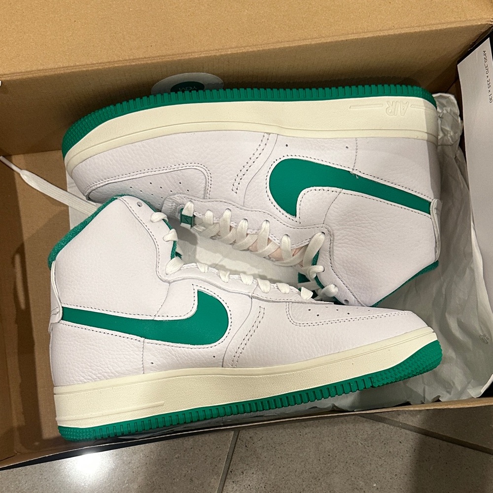 Nike White and Green AF1 Air Force Sculpt Sneakers